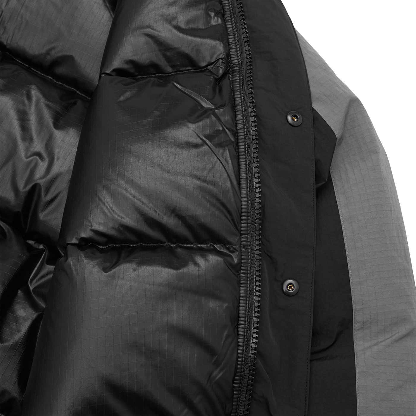 Corteiz Avalanche Bolo Down Jacket Black – Premium Insulated Outerwear